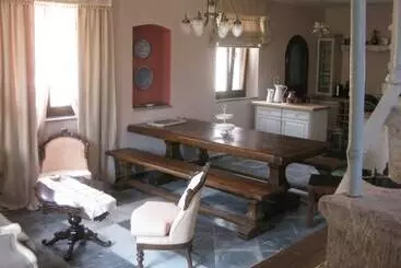 Traditional Hotel Ianthe