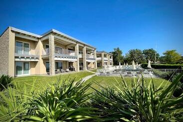 La Giolosa Gardapartments