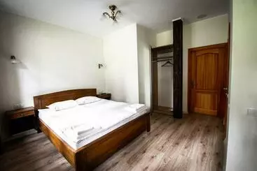 Hotel явір резорт