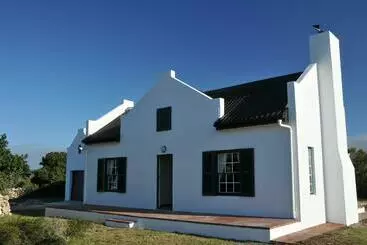 Lomakeskus De Hoop Collection  Opstal Houses