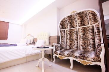 هتل Suwon Yeongtong Bali