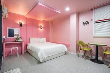 Motel Gwangju Namjongmyeon Renaissance