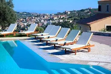 Hôtel Eliathos Residence Houses