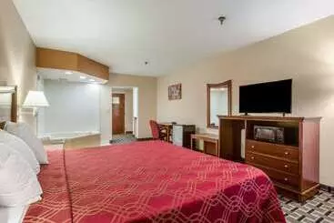 فندق Econo Lodge Inn & Suites Marietta