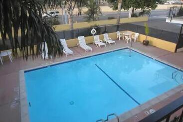 فندق Lotus Of Lompoc A Great Hospitality Inn