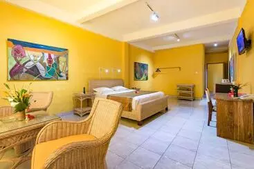 בית מלון כפרי Tanah Merah Art Resort