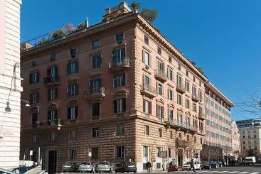 호텔 Domus Via Veneto