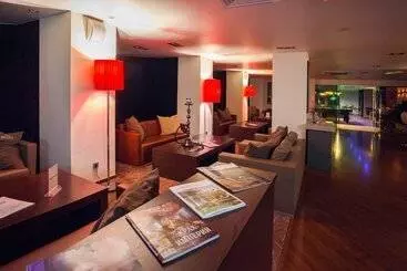 호텔 Ramada By Wyndham Yekaterinburg