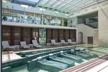 فندق Riviera Golf Resort