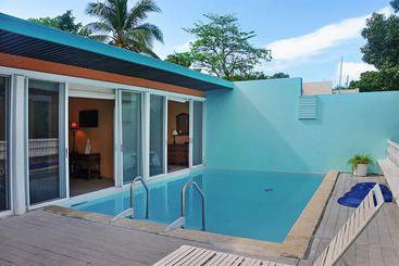 Casa Pavilions & Pools Villa Hotel