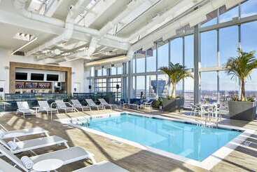 ホテル Embassy Suites By Hilton Nashville Downtown