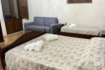 住宿加早餐  Casa Vacanze Nicola E Lina