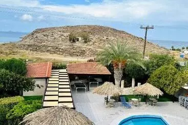 Hotel Karteros