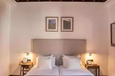 Сельский отель Escuela Rural Casa Los Herrera