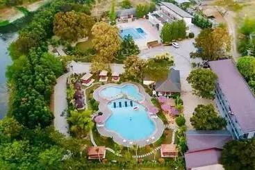 Floating Sanctuary Resort By Cocotel