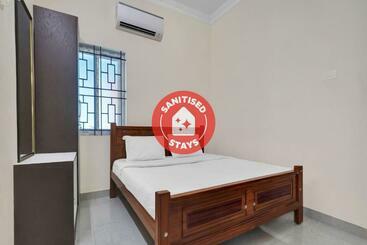 Hotel Oyo Flagship 83084 Kr Lodge