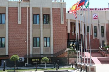 فندق Zargaron Plaza