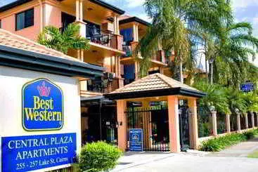 Central Plaza Apartments