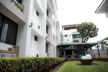 Отель Eh Ejecutivo Urban