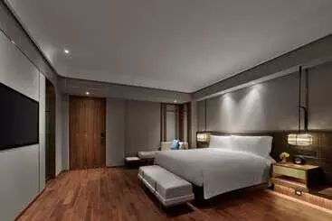 Отель Hilton Shanghai Hongqiao