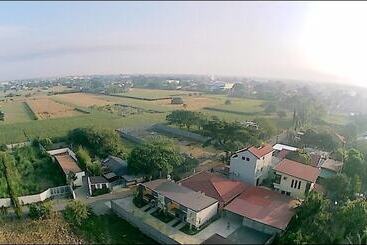 Hotel Wildflower Inn