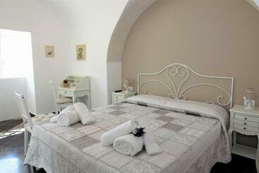 مبيت وإفطار Il Quartino Di Palazzo Maggiore