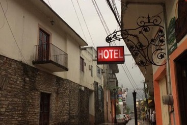 هتل Casa Mañana Xilitla