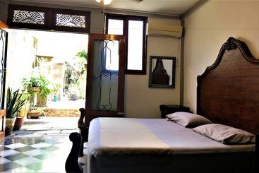 هتل Sleep And Dream