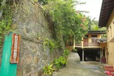 ペンション Guruge Guest House