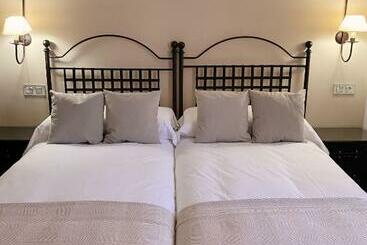 فندق ريفى Rural Candela Y Plata