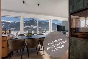 アパートホテル Nikolaus By Avenida Panoramic Wellness Suites