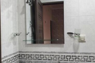 پانسیون Siran Guest House