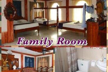 בית מלון כפרי Amerie Rae Resorts