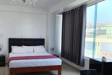 ホテル Golden Sky