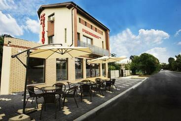 Pensiunea President City