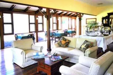 فندق Forest Lodge Resort