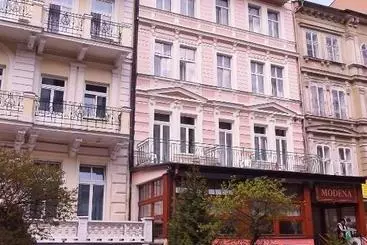 酒店 Modena
