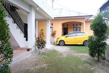 Vandrarhem Homestay Joss By Oyo Rooms