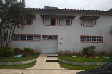 Otel Fernandes Peruíbe