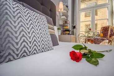 هتل B Inb Lisbon Downtown Suites