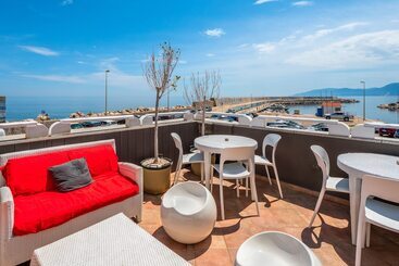 فندق Il Nuovo Gabbiano