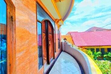 هاستل Penginapan Harian Semarang