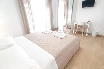 پانسیون Le Camere Di Don Vito   Bari Policlinico