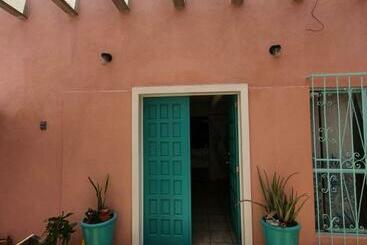 پانسیون Nómadas Hostel