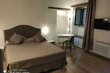 פנסיון Celeste Costiera