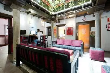 Oasis Backpackers  Hostel Granada