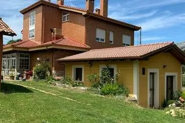 پانسیون Hostel Arenos