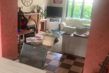 مبيت وإفطار Le Petit Belge