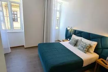 Auberge Soldouro Train Suites