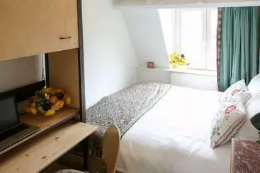 تختخواب و صبحانه Logement Het Herenwaltje